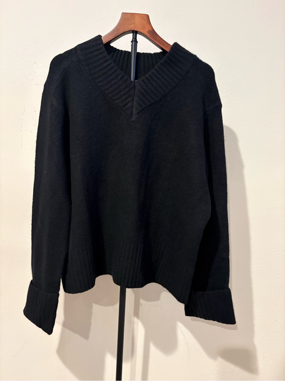a new day Black V-Neck Ribbed Trim Sweater L